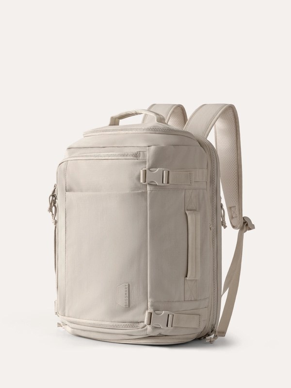 Carry-On Backpack or Rolling Suitcase? How to Choose the Right Bagsmart Travel Bag